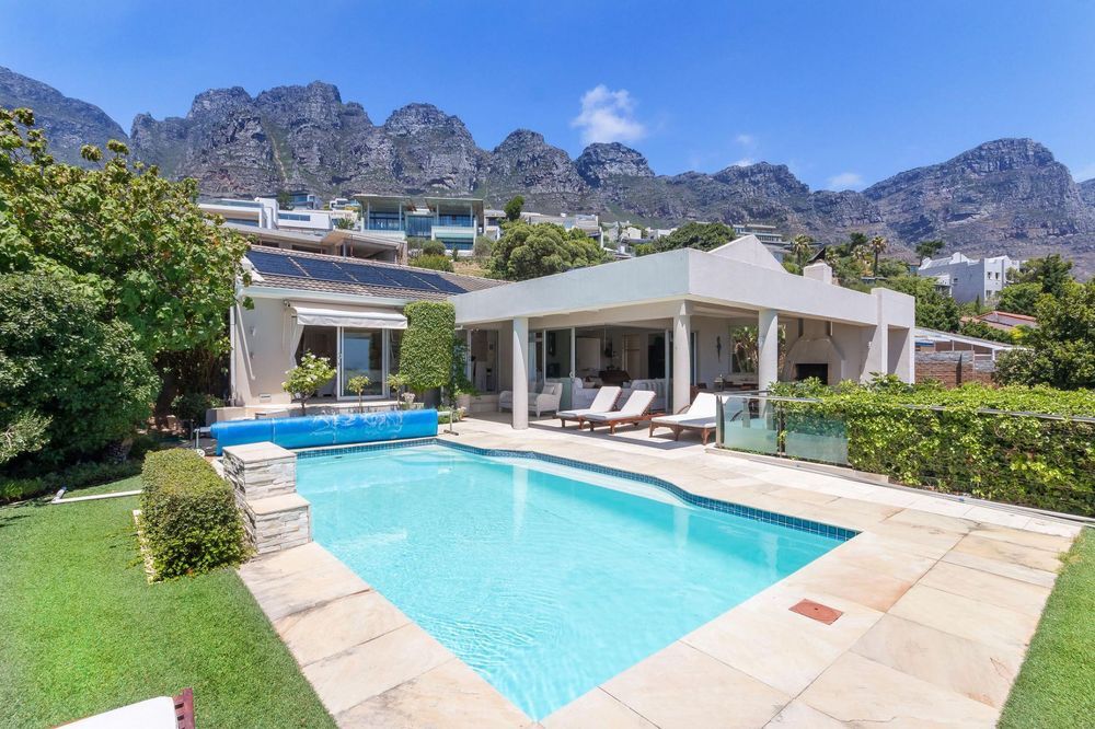 Camps Bay Charm 28