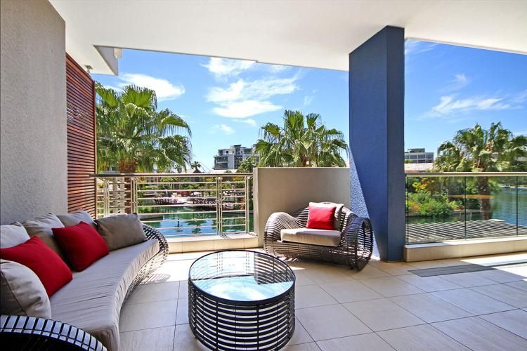 Photo 2 of Kylemore 109 accommodation in V&A Waterfront, Cape Town with 2 bedrooms and 2 bathrooms