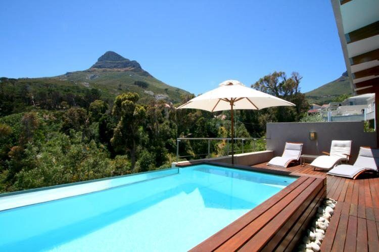 Photo 8 of Glen Beach Villas 2 accommodation in Camps Bay, Cape Town with 4 bedrooms and 3.5 bathrooms