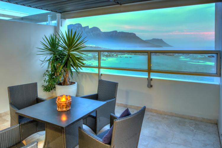 Photo 1 of Dunmore Skies accommodation in Clifton, Cape Town with 2 bedrooms and 2 bathrooms
